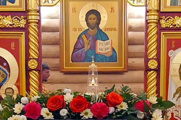 Первая Пасха в Казанском храме-памятнике воинской славы